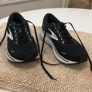 Brooks Ghost 15